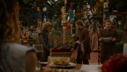 extant_GameOfThrones_4x02-TheLionAndTheRose_3468