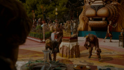 extant_GameOfThrones_4x02-TheLionAndTheRose_3491