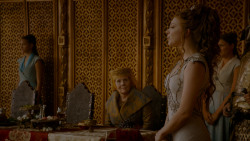 extant_GameOfThrones_4x02-TheLionAndTheRose_3553
