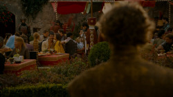 extant_GameOfThrones_4x02-TheLionAndTheRose_3621