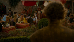 extant_GameOfThrones_4x02-TheLionAndTheRose_3622