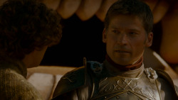 extant_GameOfThrones_4x02-TheLionAndTheRose_3628