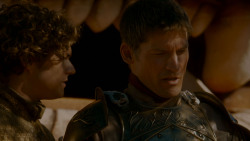 extant_GameOfThrones_4x02-TheLionAndTheRose_3648
