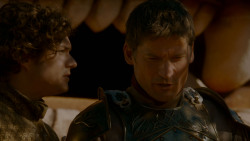 extant_GameOfThrones_4x02-TheLionAndTheRose_3649