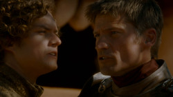 extant_GameOfThrones_4x02-TheLionAndTheRose_3686
