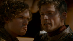 extant_GameOfThrones_4x02-TheLionAndTheRose_3690