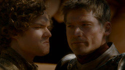 extant_GameOfThrones_4x02-TheLionAndTheRose_3696