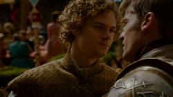 extant_GameOfThrones_4x02-TheLionAndTheRose_3709