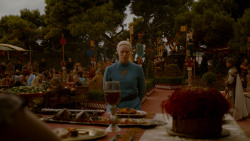 extant_GameOfThrones_4x02-TheLionAndTheRose_3727