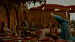 extant_GameOfThrones_4x02-TheLionAndTheRose_3734