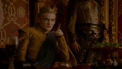 extant_GameOfThrones_4x02-TheLionAndTheRose_3762