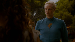 extant_GameOfThrones_4x02-TheLionAndTheRose_3767