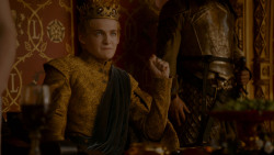 extant_GameOfThrones_4x02-TheLionAndTheRose_3775
