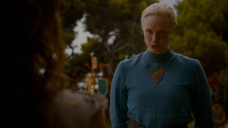 extant_GameOfThrones_4x02-TheLionAndTheRose_3784