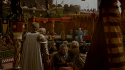 extant_GameOfThrones_4x02-TheLionAndTheRose_3813