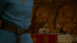extant_GameOfThrones_4x02-TheLionAndTheRose_3817