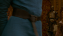 extant_GameOfThrones_4x02-TheLionAndTheRose_3818