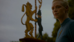 extant_GameOfThrones_4x02-TheLionAndTheRose_3822