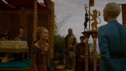 extant_GameOfThrones_4x02-TheLionAndTheRose_3826