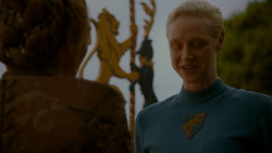 extant_GameOfThrones_4x02-TheLionAndTheRose_3833