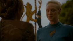 extant_GameOfThrones_4x02-TheLionAndTheRose_3834