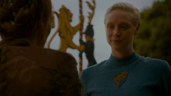 extant_GameOfThrones_4x02-TheLionAndTheRose_3848