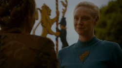 extant_GameOfThrones_4x02-TheLionAndTheRose_3855