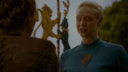 extant_GameOfThrones_4x02-TheLionAndTheRose_3869