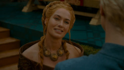 extant_GameOfThrones_4x02-TheLionAndTheRose_3877