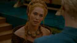 extant_GameOfThrones_4x02-TheLionAndTheRose_3879