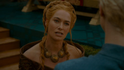 extant_GameOfThrones_4x02-TheLionAndTheRose_3881