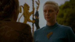 extant_GameOfThrones_4x02-TheLionAndTheRose_3884