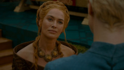 extant_GameOfThrones_4x02-TheLionAndTheRose_3910