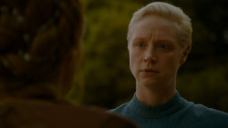 extant_GameOfThrones_4x02-TheLionAndTheRose_3915