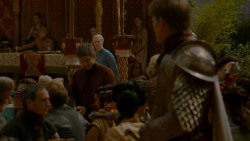 extant_GameOfThrones_4x02-TheLionAndTheRose_3924