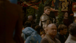 extant_GameOfThrones_4x02-TheLionAndTheRose_3931