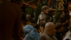 extant_GameOfThrones_4x02-TheLionAndTheRose_3935