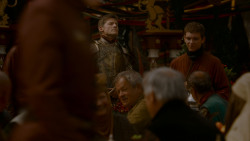 extant_GameOfThrones_4x02-TheLionAndTheRose_3945