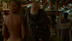 extant_GameOfThrones_4x02-TheLionAndTheRose_3965