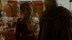 extant_GameOfThrones_4x02-TheLionAndTheRose_3969