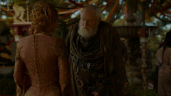 extant_GameOfThrones_4x02-TheLionAndTheRose_3973