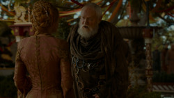 extant_GameOfThrones_4x02-TheLionAndTheRose_3979