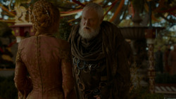 extant_GameOfThrones_4x02-TheLionAndTheRose_3980
