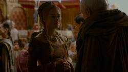 extant_GameOfThrones_4x02-TheLionAndTheRose_3981