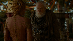extant_GameOfThrones_4x02-TheLionAndTheRose_3993