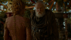extant_GameOfThrones_4x02-TheLionAndTheRose_3994