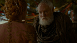 extant_GameOfThrones_4x02-TheLionAndTheRose_4026
