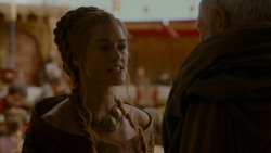 extant_GameOfThrones_4x02-TheLionAndTheRose_4029