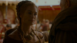 extant_GameOfThrones_4x02-TheLionAndTheRose_4038