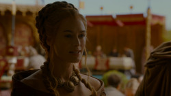 extant_GameOfThrones_4x02-TheLionAndTheRose_4049